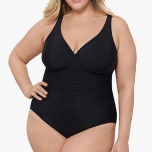 Aqua Green Women’s Full Coverage Surplice One-Piece Swimsuit XL Black
